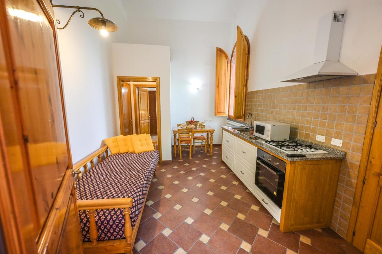 Agriturismo Poggio Al Pino Montelupo Fiorentino Buitenkant foto